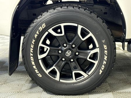 2020-Toyota-Hilux-28-GD-6-Raised-Body-Auto-Raider-Double-Cab_6