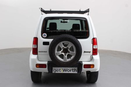 2013-Suzuki-Jimny-13_6