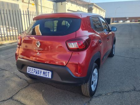 2023-Renault-Kwid-10-Expression-Auto_5