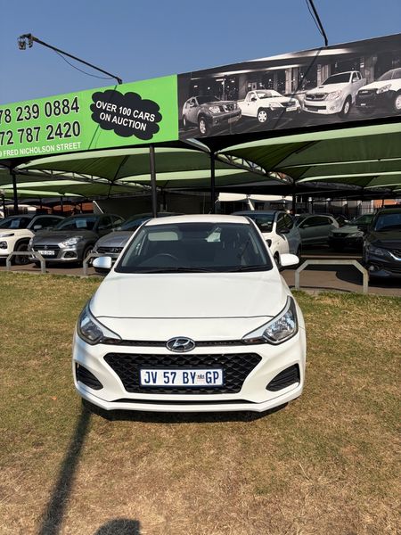 2021-Hyundai-i20-12-Motion_2