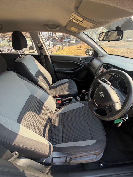2021-Hyundai-i20-12-Motion_8