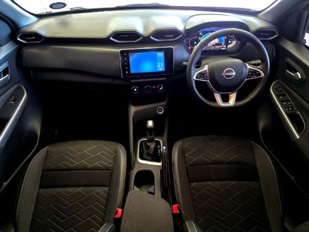 2025-Nissan-Magnite-10T-Acenta-Plus-Auto_13