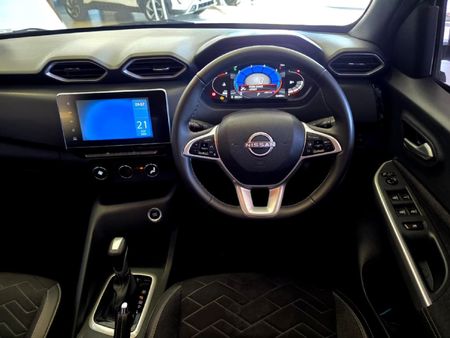 2025-Nissan-Magnite-10T-Acenta-Plus-Auto_15