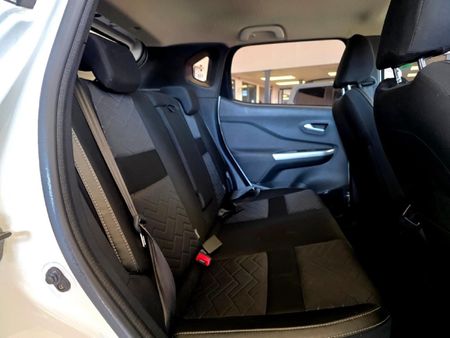 2025-Nissan-Magnite-10T-Acenta-Plus-Auto_20