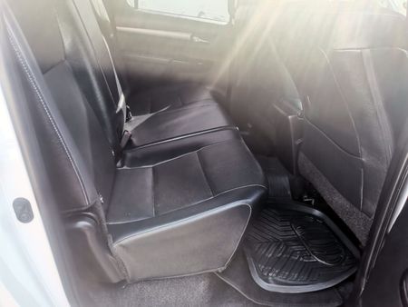 2022-Toyota-Hilux-28-GD-6-Raised-Body-Legend-Auto-Double-Cab-Dies_12