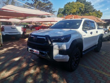 2022-Toyota-Hilux-28-GD-6-Raised-Body-Legend-Auto-Double-Cab-Dies_2