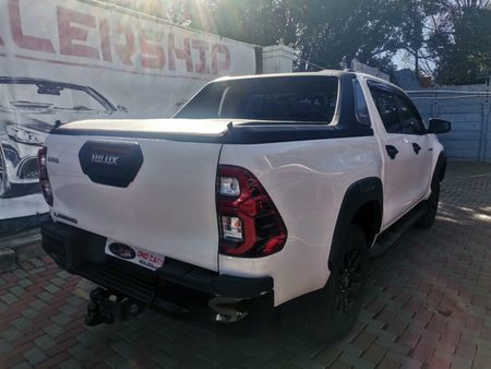 2022-Toyota-Hilux-28-GD-6-Raised-Body-Legend-Auto-Double-Cab-Dies_4
