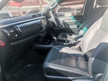 2022-Toyota-Hilux-28-GD-6-Raised-Body-Legend-Auto-Double-Cab-Dies_7