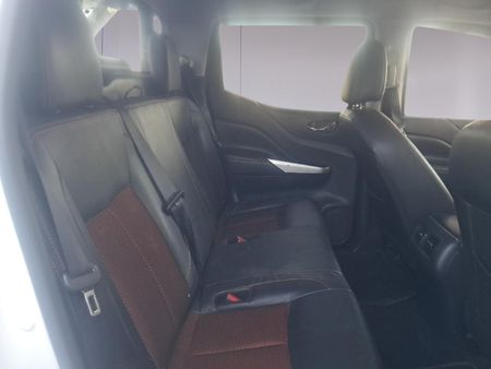 2019-Nissan-Navara-23D-Stealth-4x4-Double-Cab_16