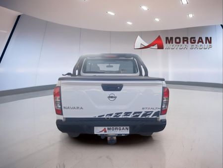 2019-Nissan-Navara-23D-Stealth-4x4-Double-Cab_5