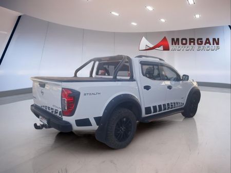 2019-Nissan-Navara-23D-Stealth-4x4-Double-Cab_6