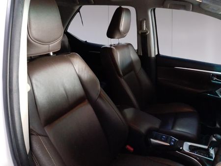 2020-Toyota-Fortuner-28-GD-6-Epic-Auto_15