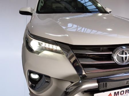 2020-Toyota-Fortuner-28-GD-6-Epic-Auto_8