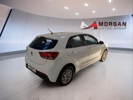 2019-Kia-Rio-12-5-dr_6