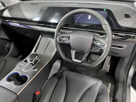 2026-Omoda-C5-15T-Luxury-X_10