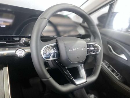 2026-Omoda-C5-15T-Luxury-X_15