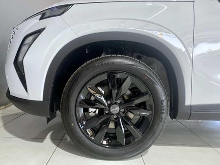 2026-Omoda-C5-15T-Luxury-X_5