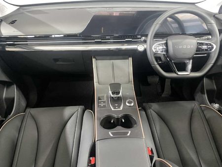 2026-Omoda-C5-15T-Luxury-X_13