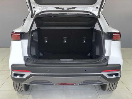 2026-Omoda-C5-15T-Luxury-X_18