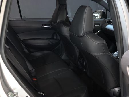 2024-Toyota-Corolla-Cross-18-XS_14