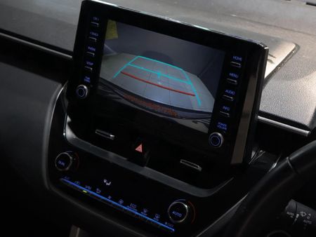 2024-Toyota-Corolla-Cross-18-XS_18