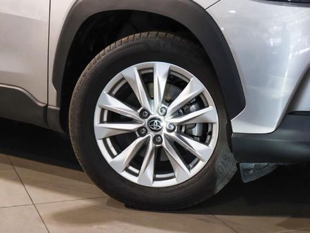 2024-Toyota-Corolla-Cross-18-XS_2