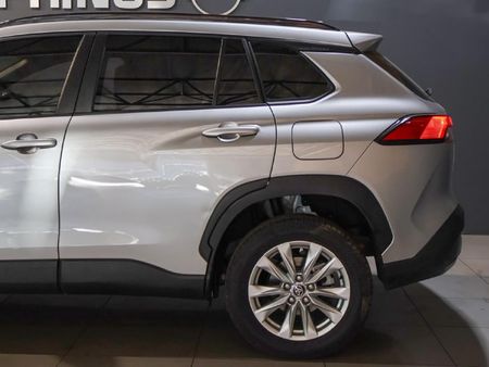 2024-Toyota-Corolla-Cross-18-XS_6