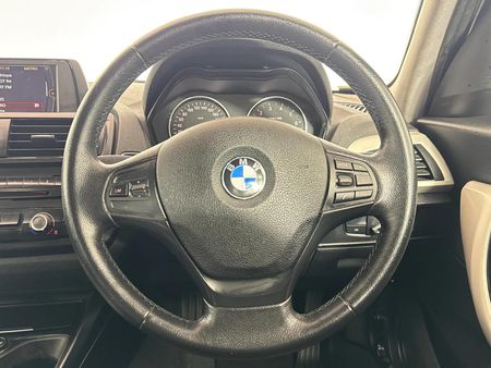 2014-BMW-1-Series-116i-5-dr-Auto_12