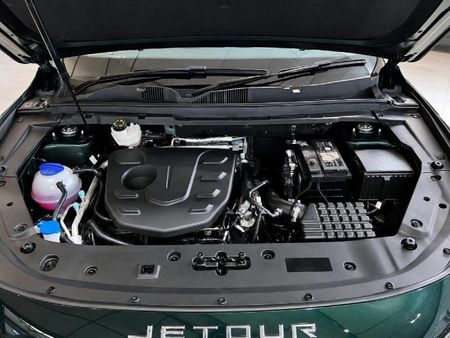 2026-Jetour-X70-Plus-15T-Momentum_8