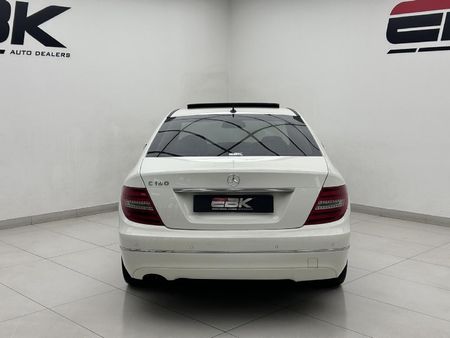 2011-Mercedes-Benz-C-Class-C-180-BE-Avantgarde-Auto_4
