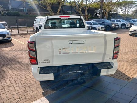 2026-Isuzu-D-Max-19-DDI-HR-LS-Auto-E-Cab_5