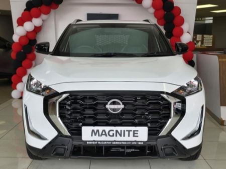 2025-Nissan-Magnite-Move-10-Visia-FC-PV_1