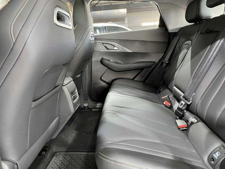 2026-Omoda-C5-15T-Luxury-X_8