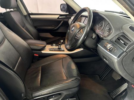2012-BMW-X3-xDrive20i-Auto_9