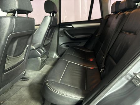 2012-BMW-X3-xDrive20i-Auto_3