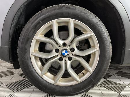 2012-BMW-X3-xDrive20i-Auto_4
