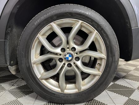 2012-BMW-X3-xDrive20i-Auto_6