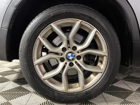 2012-BMW-X3-xDrive20i-Auto_7