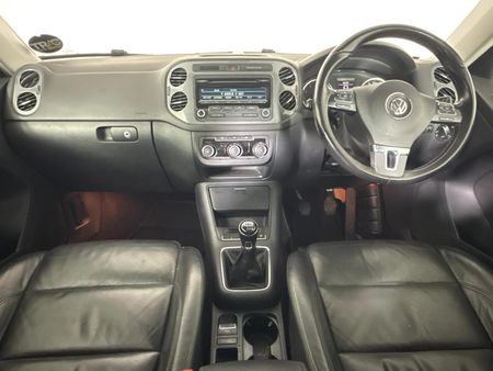 2013-Volkswagen-Tiguan-14-TSI-Bluemotion-Trend-Fun-90kW_1