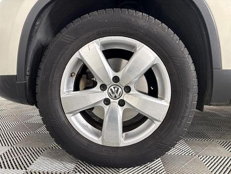2013-Volkswagen-Tiguan-14-TSI-Bluemotion-Trend-Fun-90kW_4