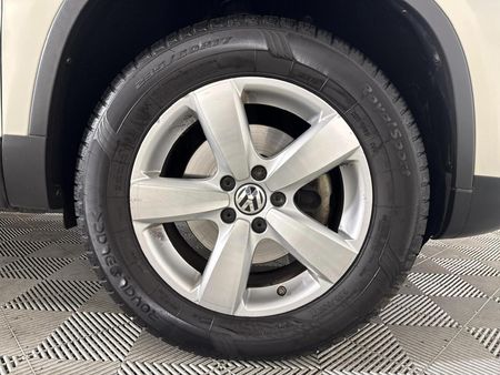 2013-Volkswagen-Tiguan-14-TSI-Bluemotion-Trend-Fun-90kW_5
