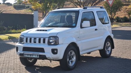 2014-Suzuki-Jimny-Suzuki-Jimny-13i_2