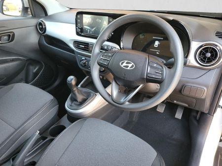 2026-Hyundai-Exter-12-Premium_12