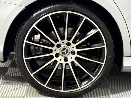 2021-Mercedes-Benz-E-Class-E-220d_20
