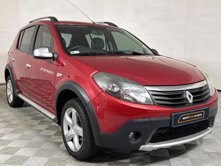 2012-Renault-Sandero-16-Stepway_13