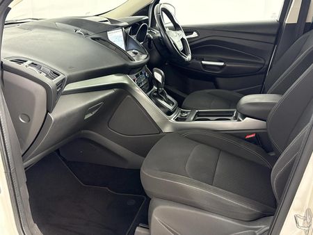 2018-Ford-Kuga-15-EcoBoost-Ambiente-Auto_5