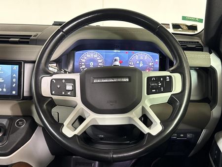 2021-Land-Rover-Defender-110-D300-SE-X-Dynamic-221kW_13