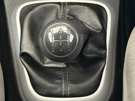 2021-Kia-Pegas-14-LX_10