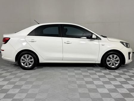 2021-Kia-Pegas-14-LX_17