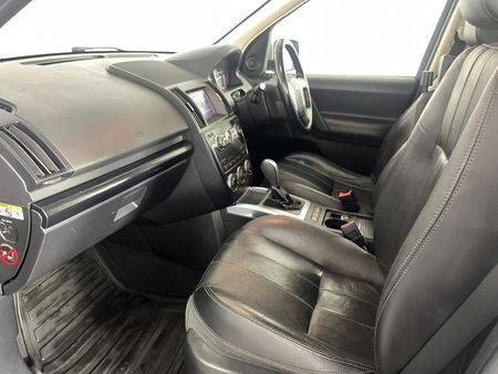 2013-Land-Rover-Freelander-II-22-SD4-SE-Auto_8